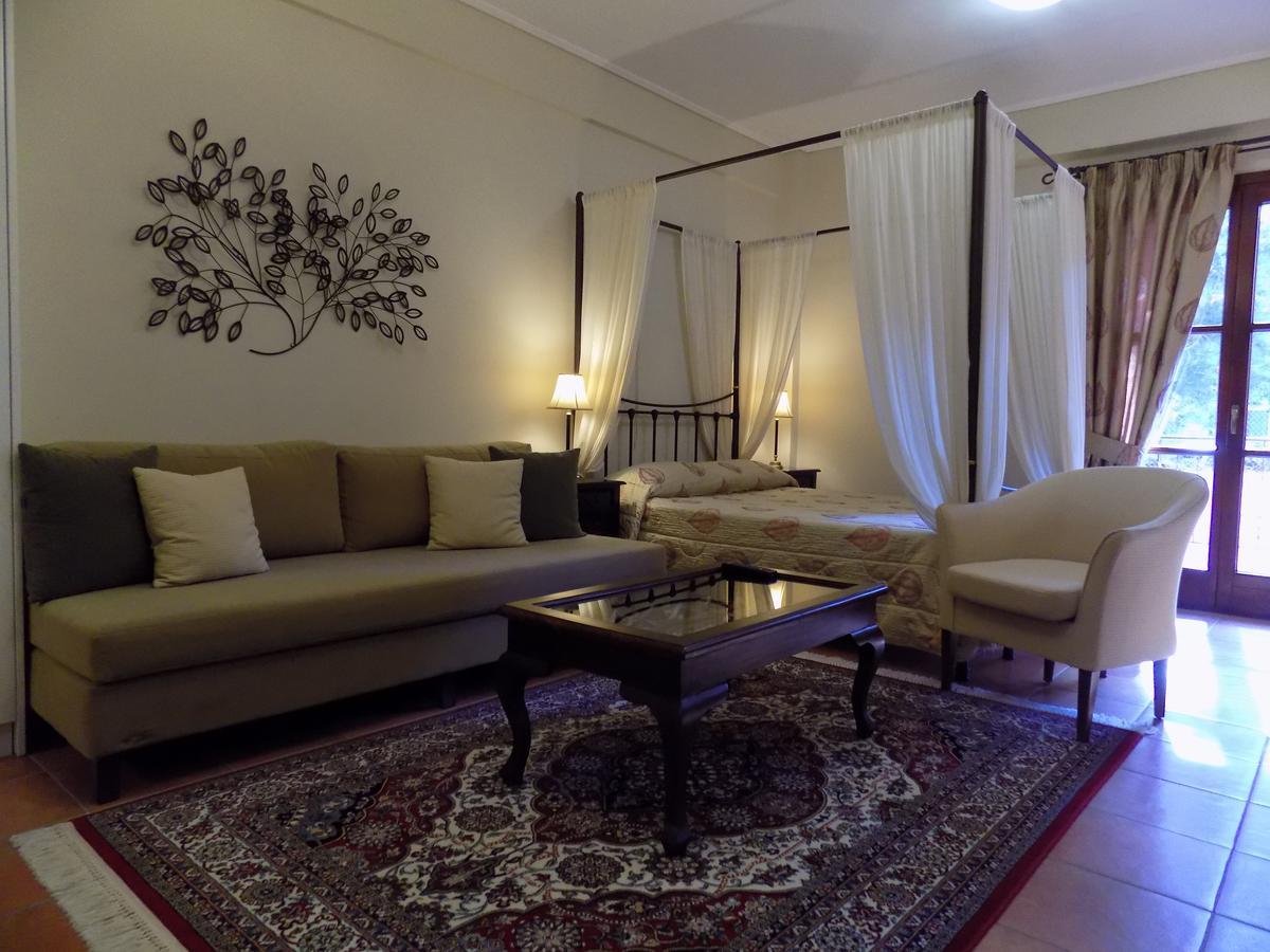 Zaggou Apartments Амфиклия Екстериор снимка